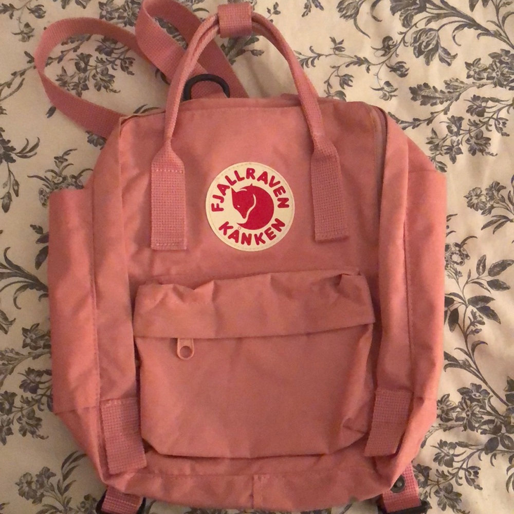 Pink Fjallraven kanken 🌸 (mini)